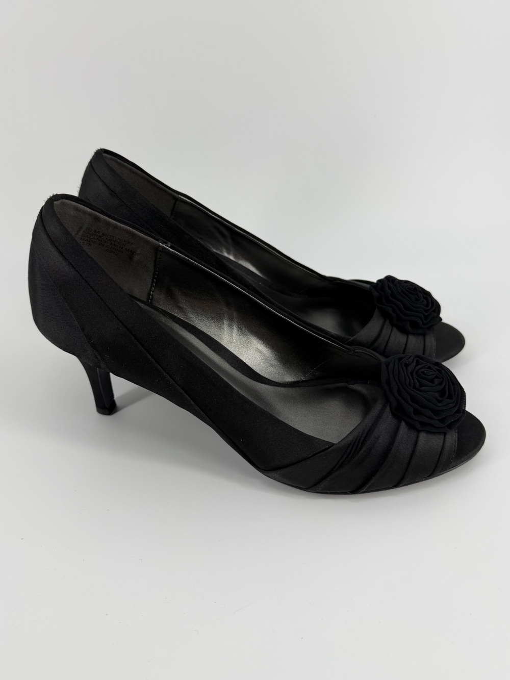 Mootsies Tootsies Y2K Black Satin Rosette Peep Toe 3" Heels, Women's 10 - Picture 5 of 12